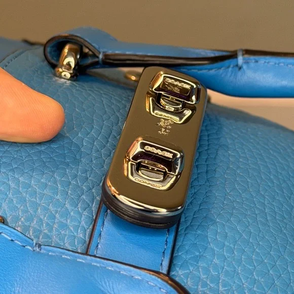 2016 Coach Swagger 27 - Picture 16 of 16